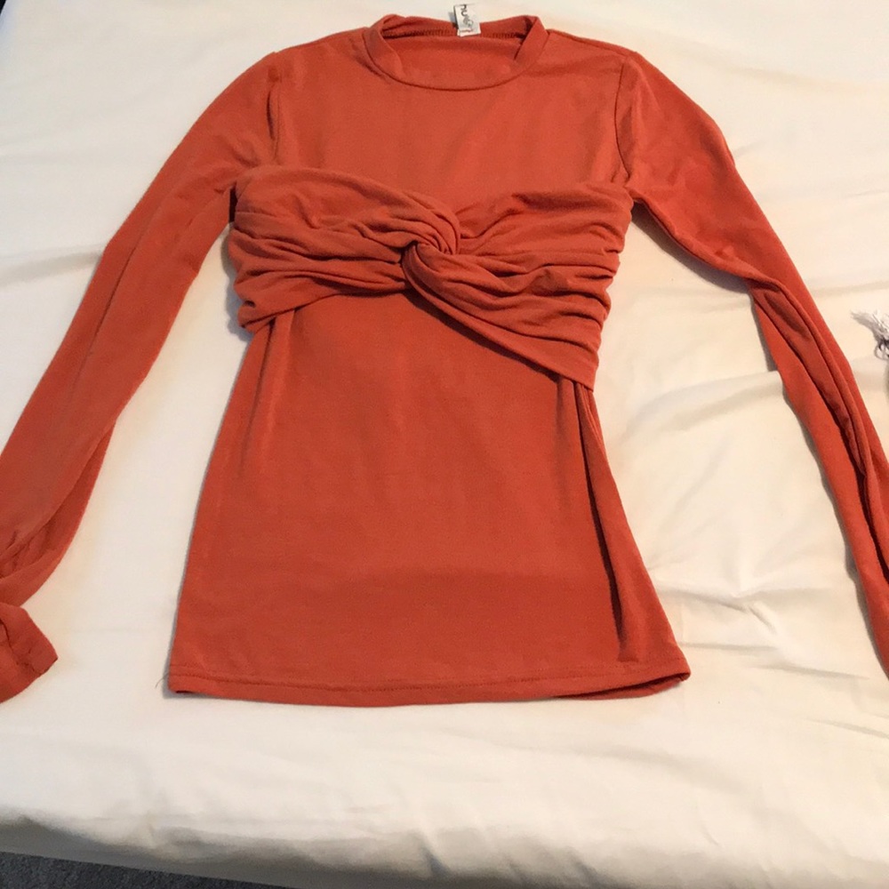 Long sleeve t-shirt